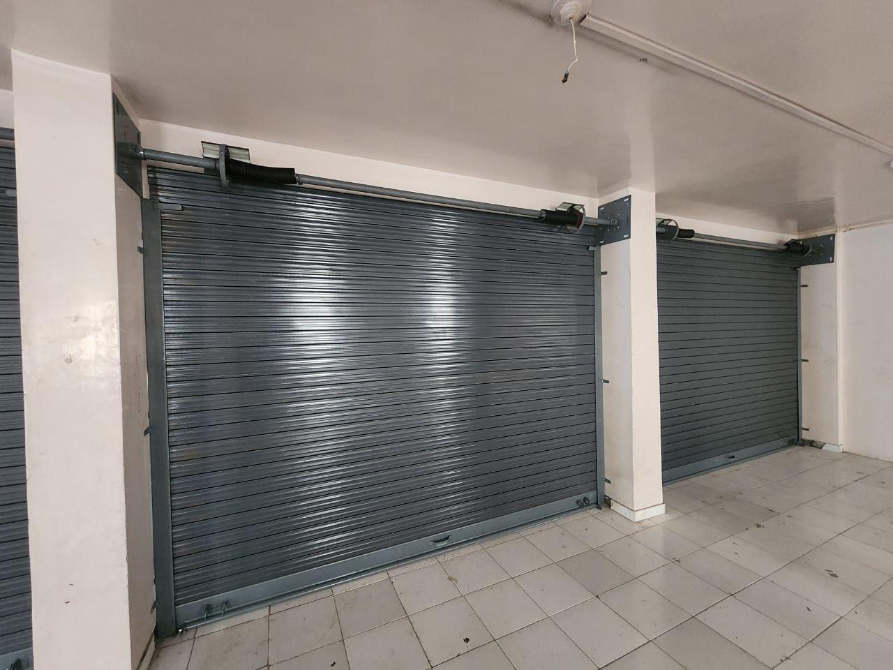 POWDER COATED MANUAL ROLLING SHUTTER