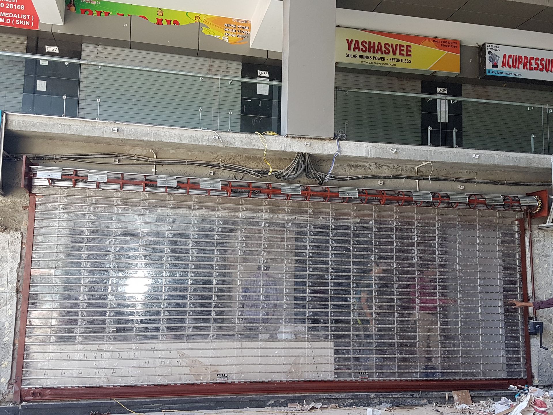 polycarbonated rolling shutter